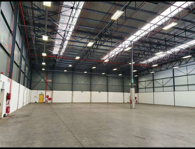 2,305M² FACTORY RENTED IN BLACKHEATH INDUSTRIAL